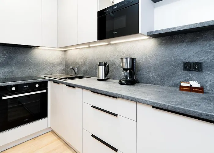 Slowackiego, Sun & Snow Карпач