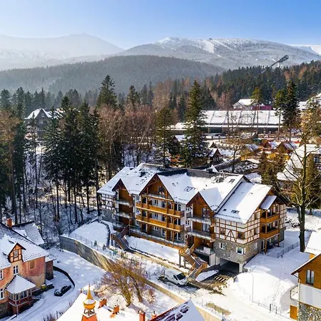 Slowackiego, Sun & Snow *